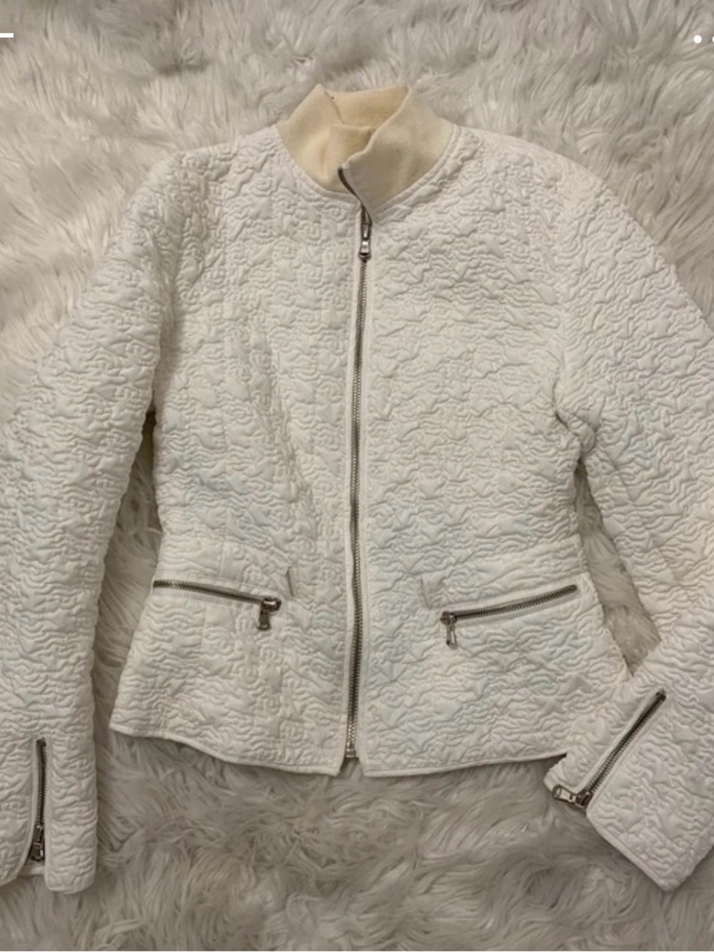 Cache! Women Quilted Zip-Front Jacket in Cream